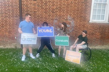 Young Curators Apr 2025