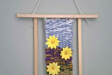 Play! Discover! Share! Goes Wild Weaving Workshop (7-11 years)