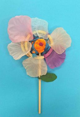 Play! Discover! Share! Goes Wild - Woven Flowers Workshop (4-8 years)