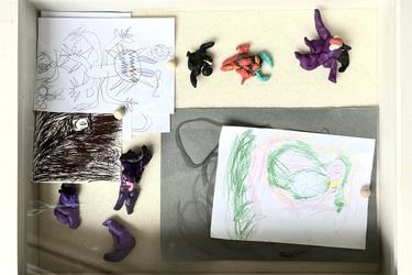 Play! Discover! Share! Zine Making Workshop (11-15 years)