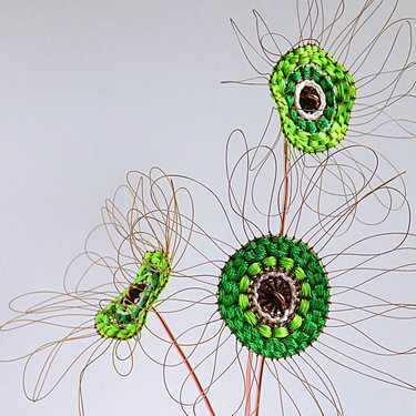 fishing-line-woven-flower-workshop-letchworth