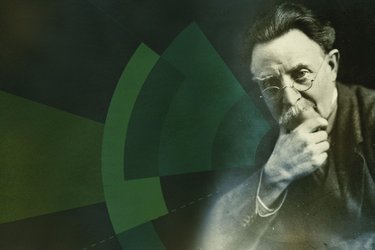 A photo of Raymond Unwin.